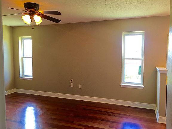 2nd image of 3305 E Catahoula Ct
