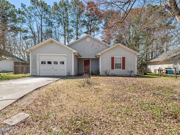 1104 Shroyer Circle, Jacksonville, NC 28540