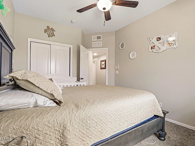 13066 Grantham Ln — Photo 24