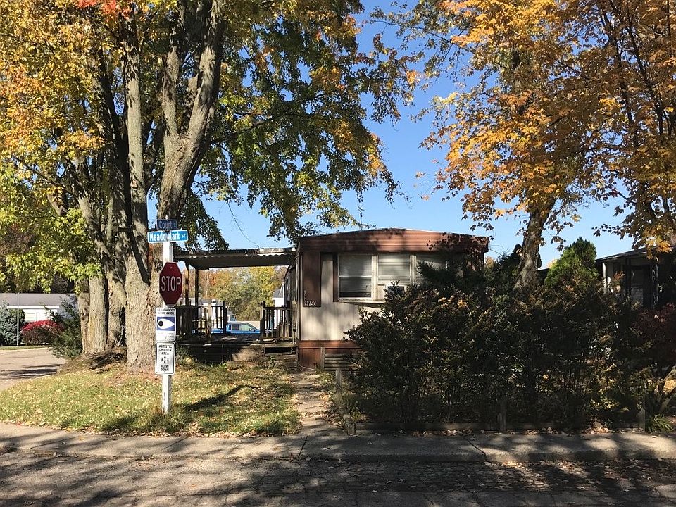 1st image of 2750 Meadowlark St