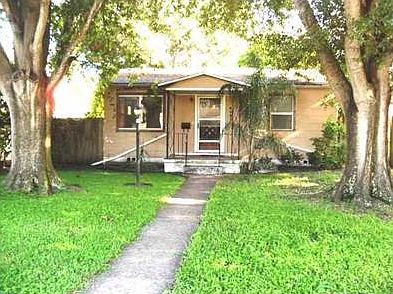 1st image of 4027 3rd Ave N