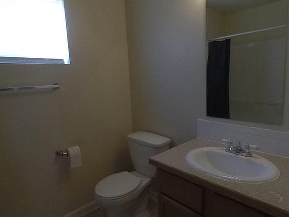 5th image of 825 Seeton St #100-A
