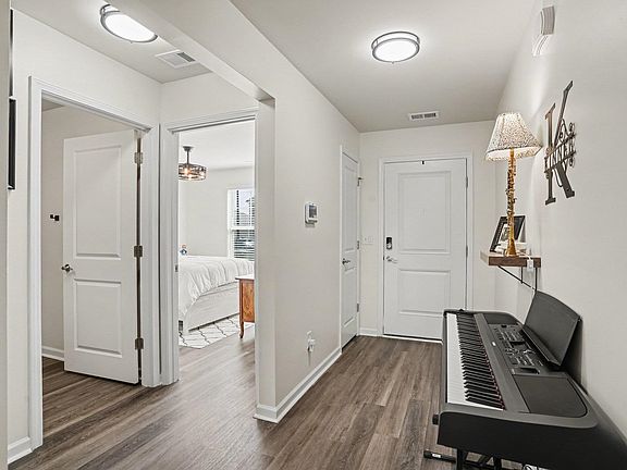 5th image of 3485 Ashridge Way