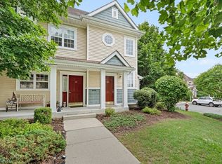 221 Old Farm Dr, Great Meadows, NJ 07838