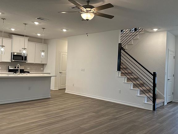 2nd image of 2904 Saint Regis Dr