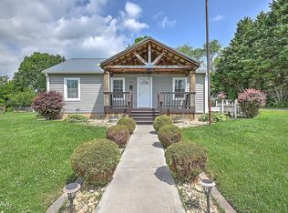 1401 Burgie St, Elizabethton, TN 37643