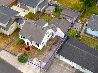 1706 5th St, Tillamook, OR 97141