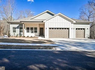 2521 Aniki Bee Dr, Monroe, GA 30656