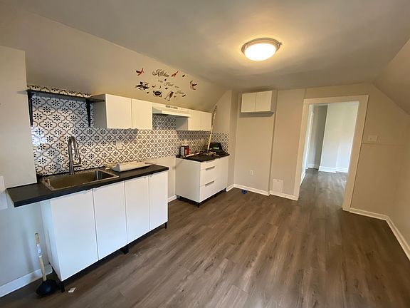 2nd image of 525 N Main Ave Unit 1