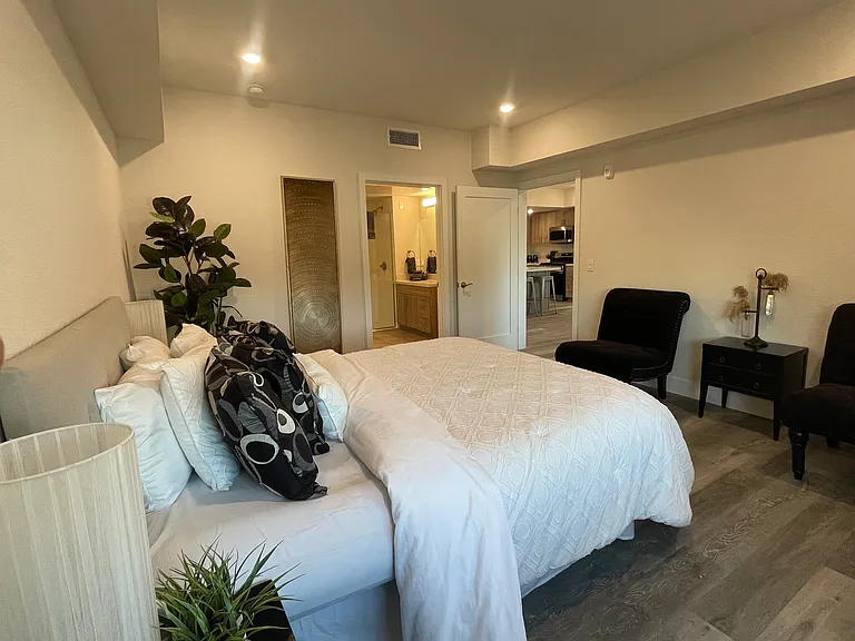 The SECRET in K-Town Luxury Apartments — Photo 73