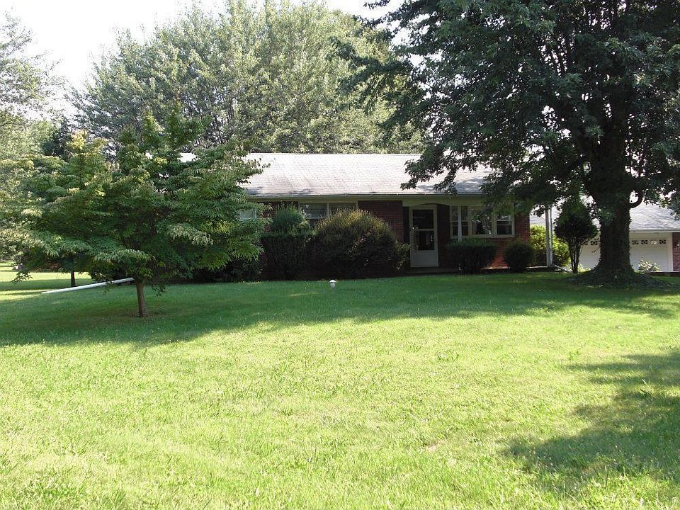 For Sale: 1222 Dell Road, Worcester, PA 19403