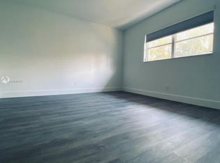 1040 NE 8th Ave #39, Fort Lauderdale, FL 33304