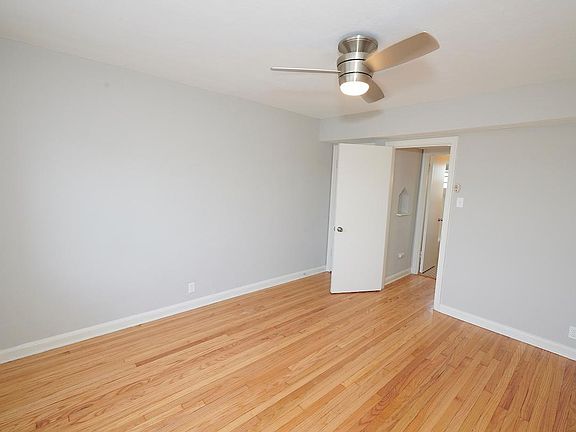 3rd image of 5841 Lindenwood Ave APT 2E