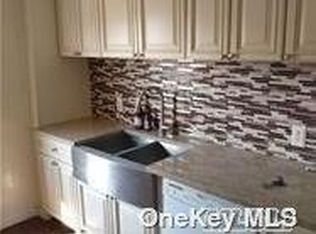 523 Bayview Ave, Cedarhurst, NY 11516