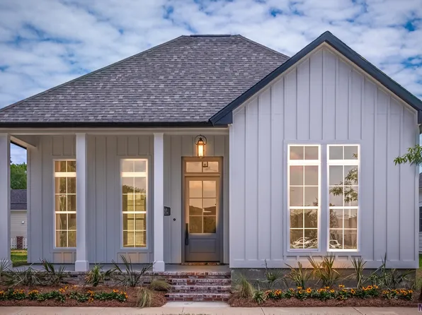 7517 McMahon Dr, Baton Rouge, LA 70817