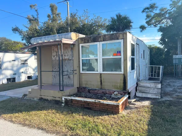 5917 14th St W Lot 113, Bradenton, FL 34207