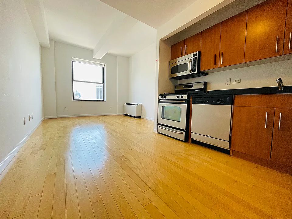 1st image of 20 West St APT 43D