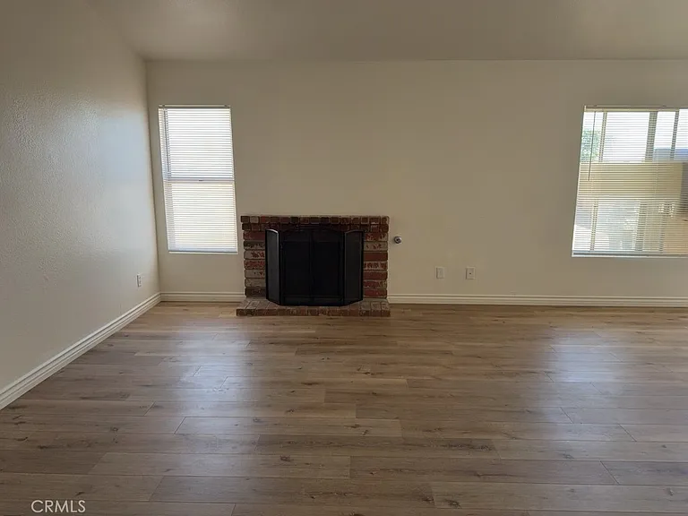 11028 Pemberton Way — Photo 8