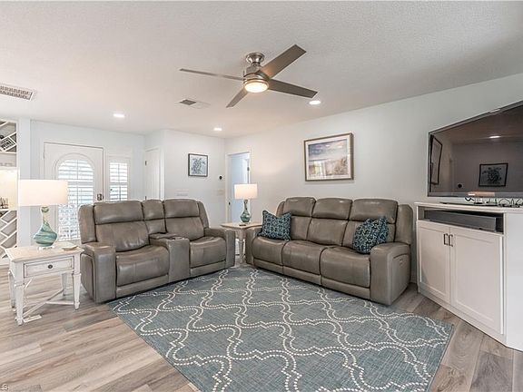 5th image of 5344 Coral AVE