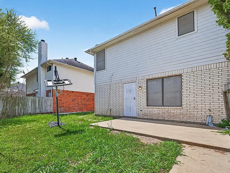 8617 Mapletwist St — Photo 38