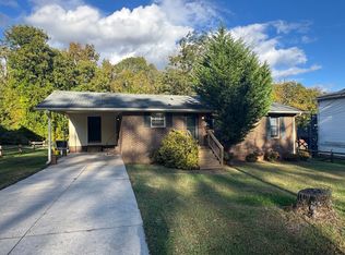 614 Poplar St, Statesville, NC 28677