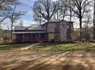 1044 County Road 213, Blue springs, MS 38828
