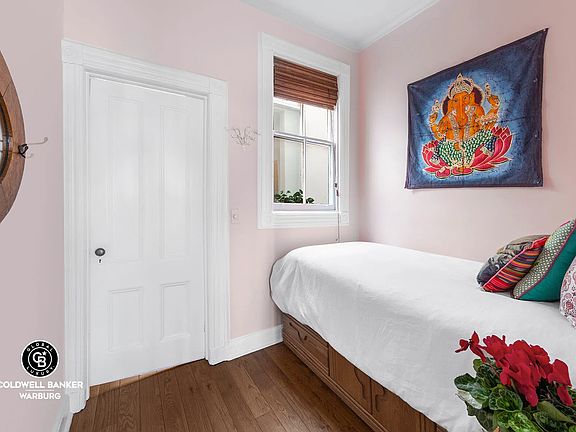 5th image of 221 W 20th St APT 5E