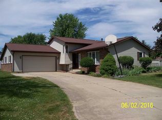 18399 Northrop Dr, Goshen, IN 46526