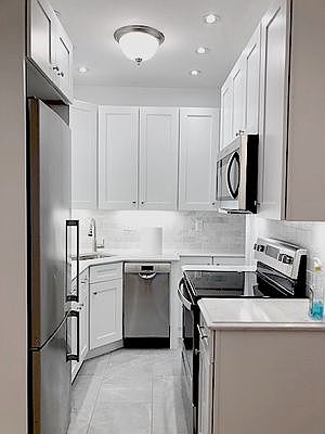 1st image of 1640 3rd Ave #3D