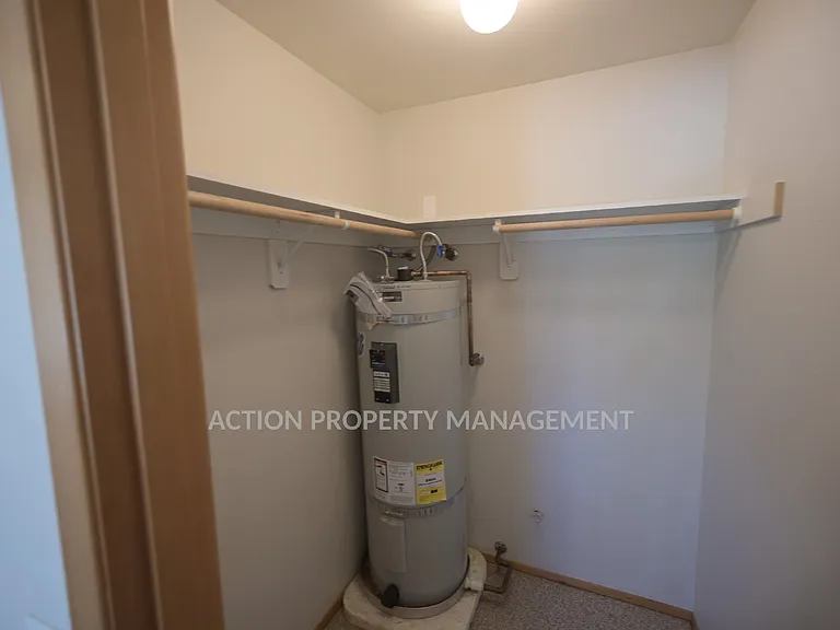 1312 Campbell Ave #2 — Photo 13