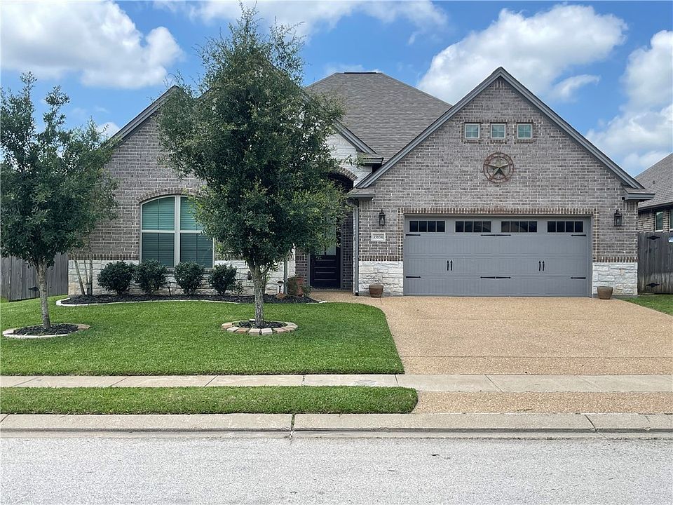 1st image of 15654 Long Creek Ln