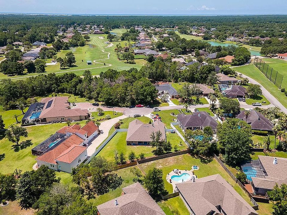 2nd image of 7184 Caddy Cir