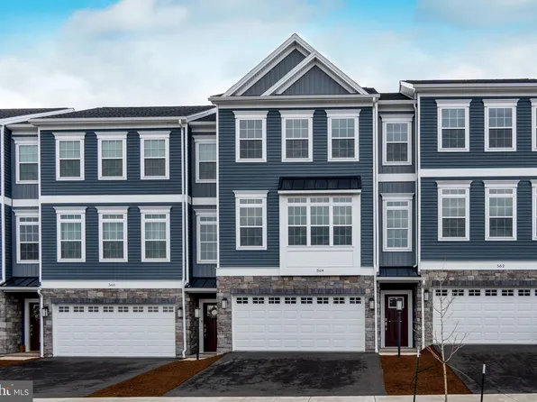 564 Brandywine Dr, State College, PA 16801