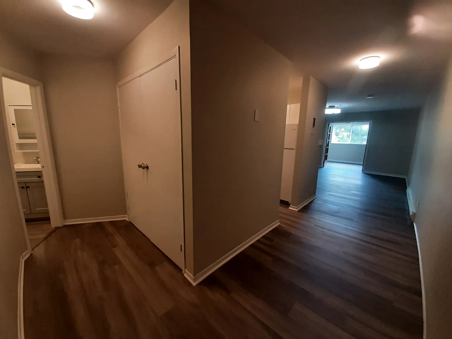844 Princess Street — Photo 4