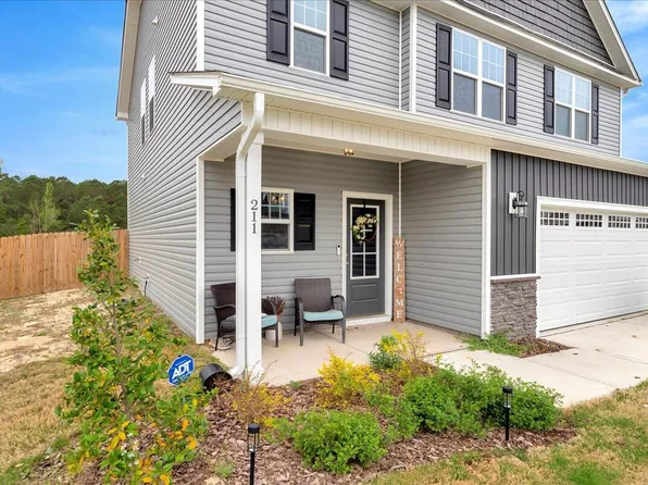 211 Tobacco Barn Dr, Angier, NC 27501