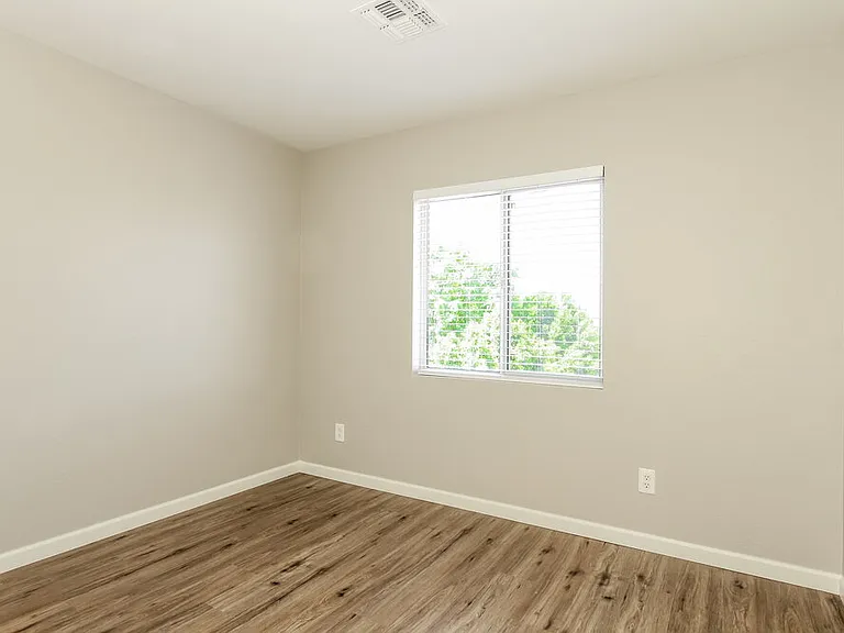 12602 W Windrose Dr — Photo 14