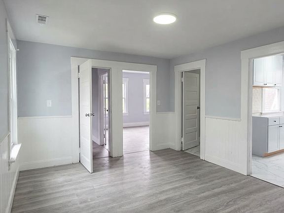 5th image of 20 Ridge St #2