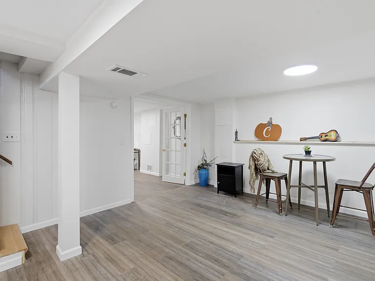 Timothy Ln — Photo 32