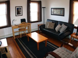 33 Thompson St #A, Raritan, NJ 08869