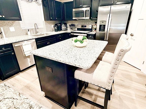 5th image of 38 Timberlake Dr