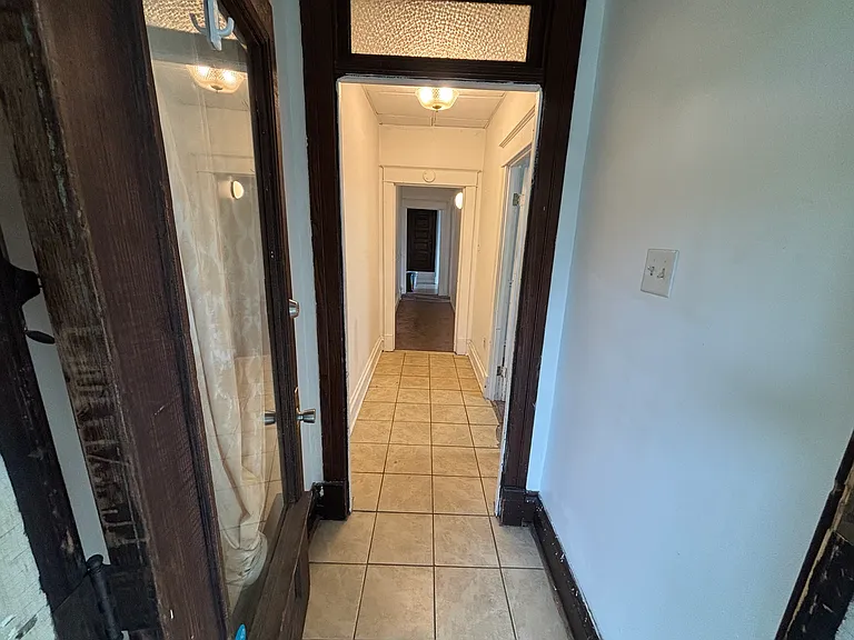 424 E Broad St #1 — Photo 10