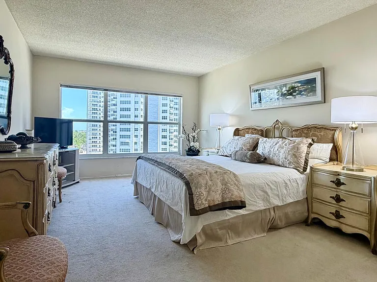 Main bedroom