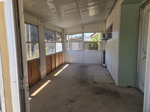 5th image of 3301 Buchanan Rd Unit 102