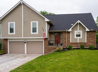 5633 SW 34th St, Topeka, KS 66614