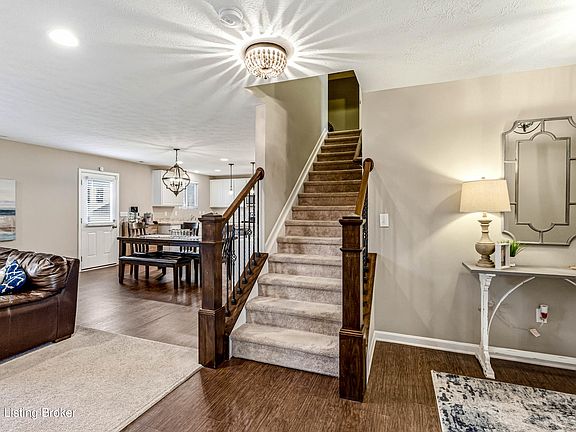 2nd image of 5024 Tealwood Dr