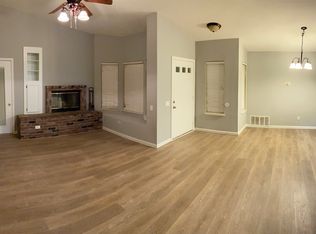 1307 Rice Ln, Roseville, CA 95678