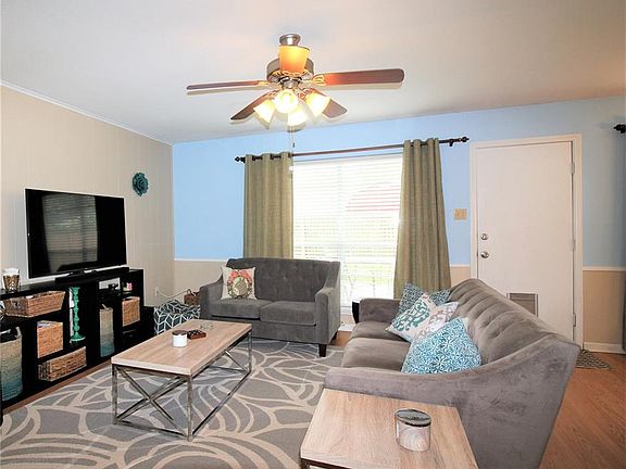 4th image of 5703 Apple Springs Dr