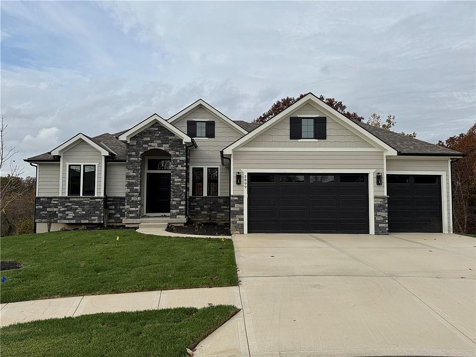 1st image of 5899 NW Black Oak Ct