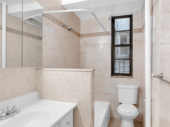 4th image of 324 W 96th St #4A