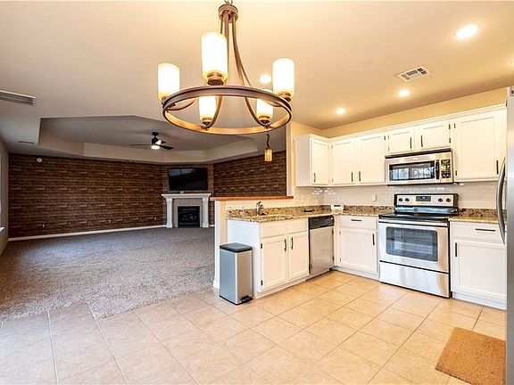 5th image of 55 Clevelys Ln